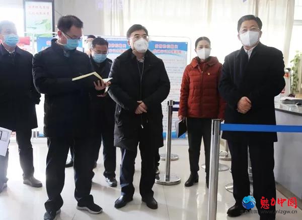 驻马店市委副书记、市长朱是西深入驿城区督导检查应急运输车辆通行证办理整改落实情况