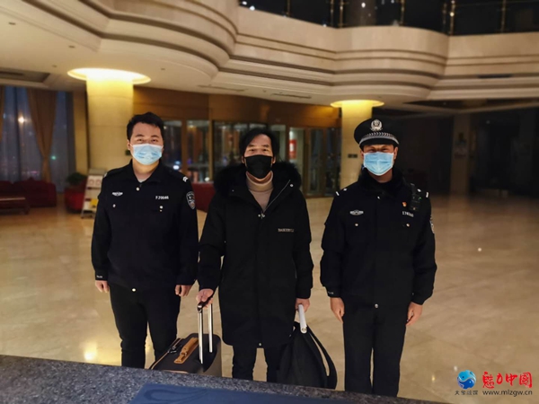 雪松派出所帮助一名外地旅客：你们驻马店真是好人之城