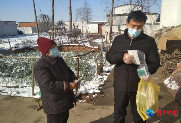 密织“十户联防”防控网｜携子同上阵，挺身做先锋