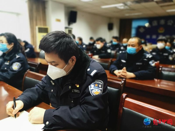 驻马店市公安局西园分局邀请医院专家 开展民警辅警心理健康辅导专题讲座